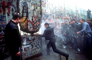 berlin-wall-falling-4.jpg